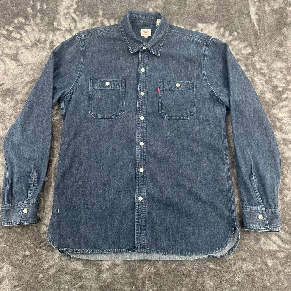 Levis Mens LargeDenim Button Down Shirt Dark Wash Long Sleeve 67582-0021